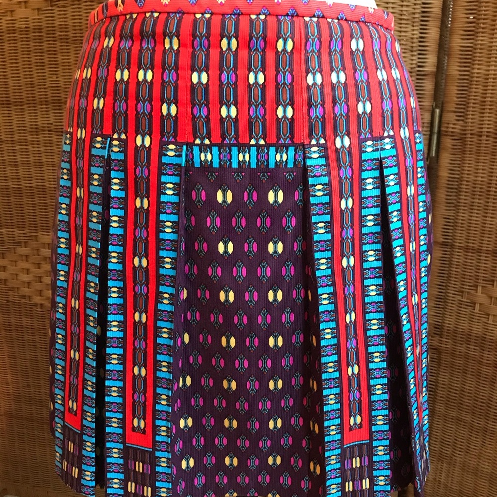 🌹Above the knee partially pleated skirt 🌹